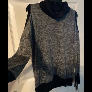 RBX Activewear TOP Cold-Shoulder Top Medium NEW Shirt Bare Shoulders Fall!